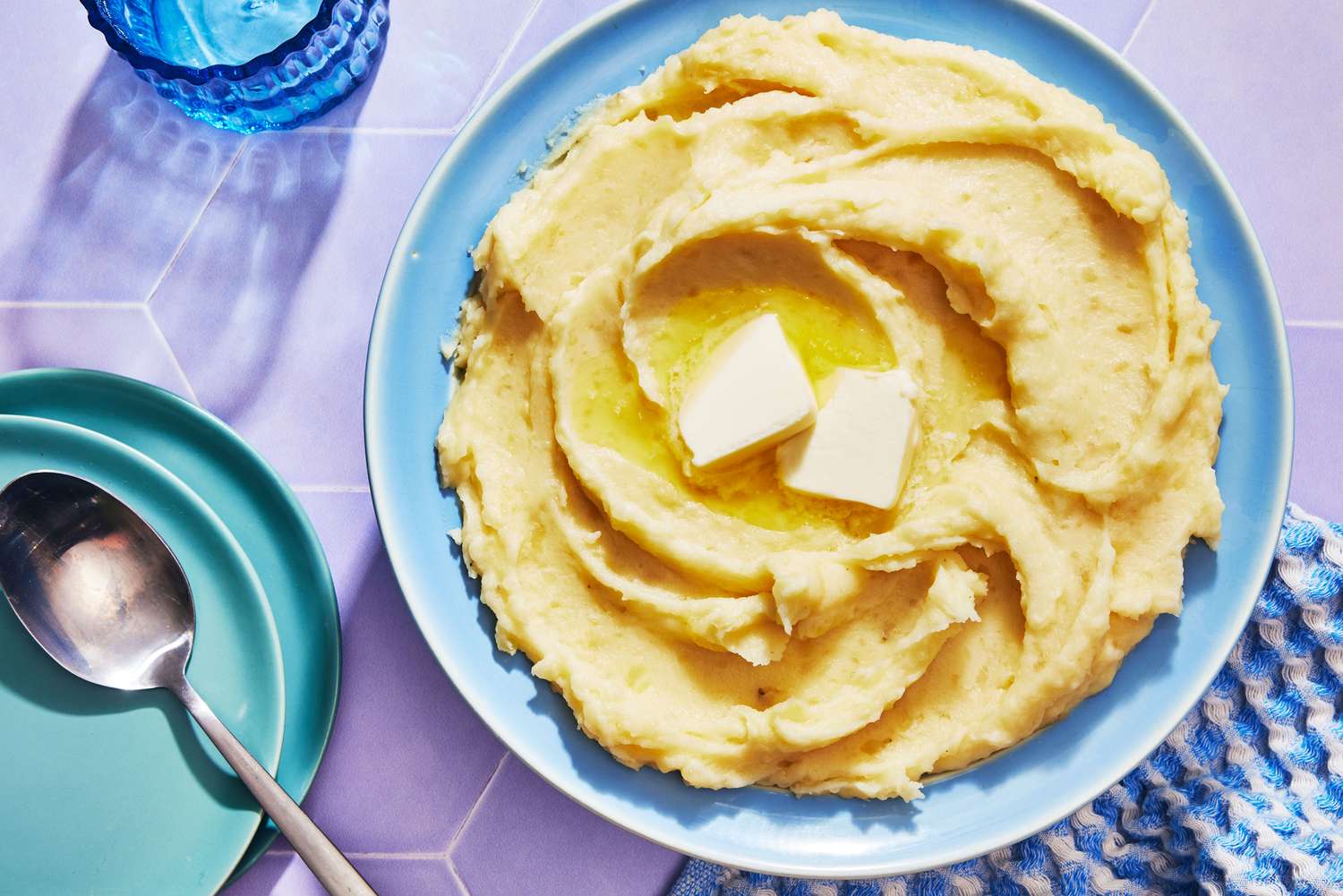 Free Up Your Stovetop: Slow Cooker Mashed Potatoes for Holidays